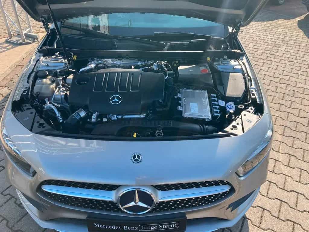 Mercedes-Benz A 200 d AMG Line Multib*Distro*Keyless*RF-Kamera 07/2019-photo-13