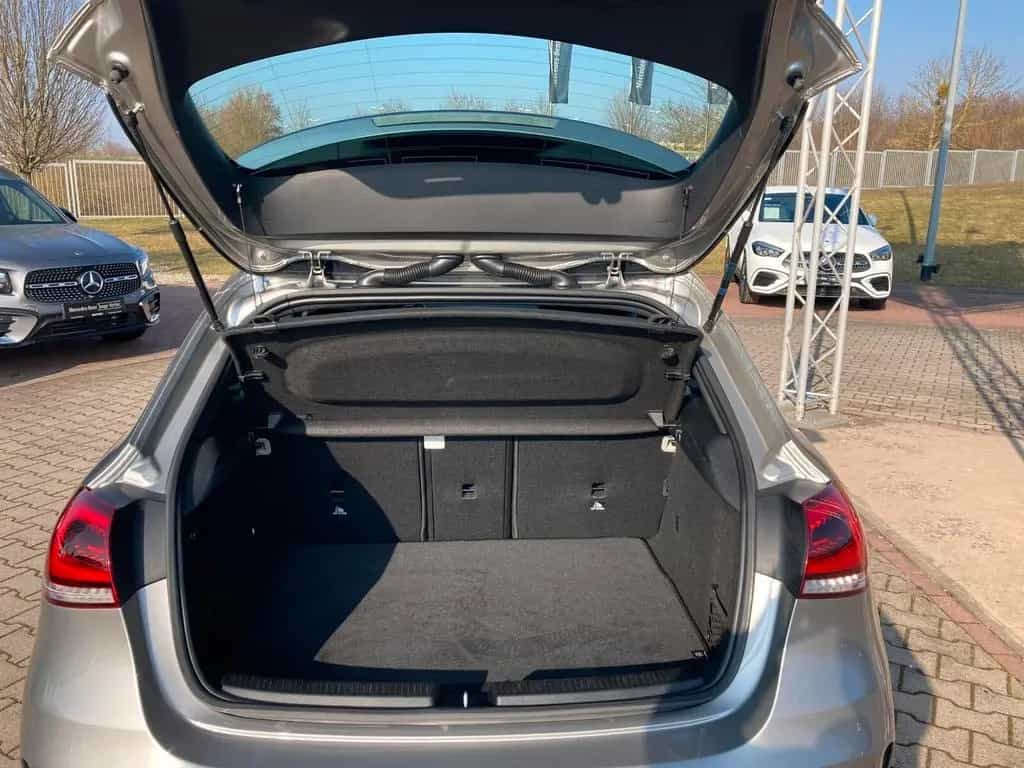 Mercedes-Benz A 200 d AMG Line Multib*Distro*Keyless*RF-Kamera 07/2019-photo-7