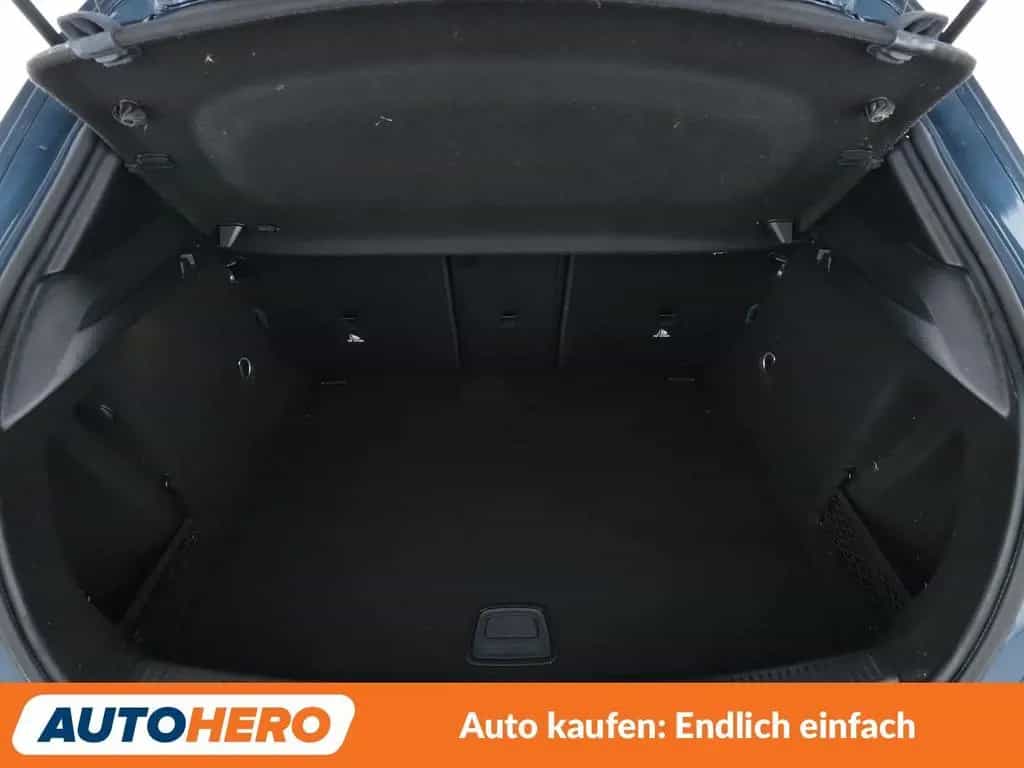 Mercedes-Benz A-Class A 250 4Matic AMG Line Aut.*NAVI*LED*ACC 06/2019-photo-17