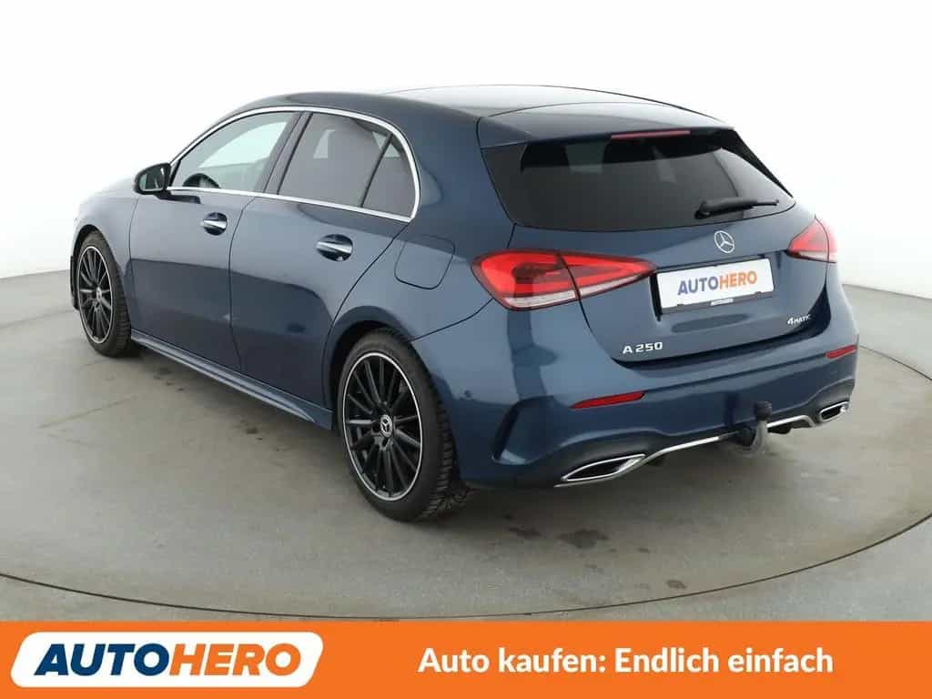 Mercedes-Benz A-Class A 250 4Matic AMG Line Aut.*NAVI*LED*ACC 06/2019-photo-3