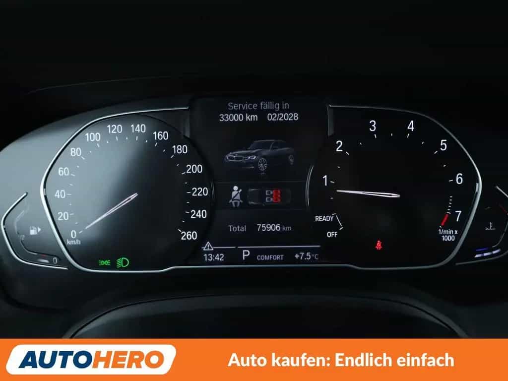 BMW 3 Series 318i Sport Line Aut.*NAVI*LED*TEMPO*PDC* 01/2021-photo-19