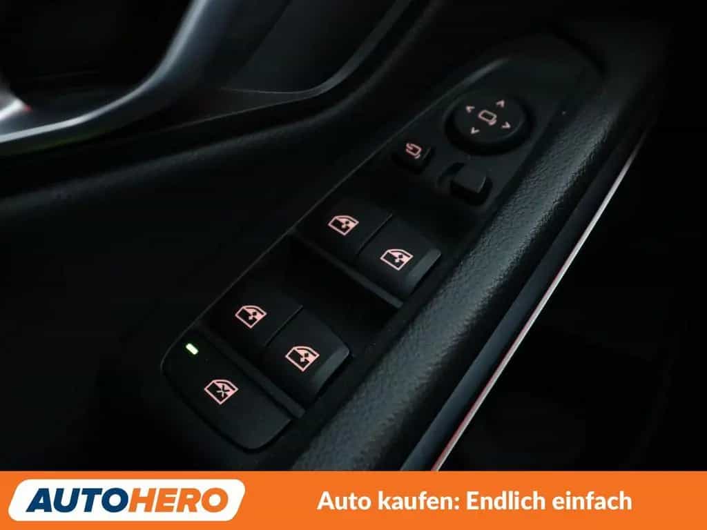 BMW 3 Series 318i Sport Line Aut.*NAVI*LED*TEMPO*PDC* 01/2021-photo-24