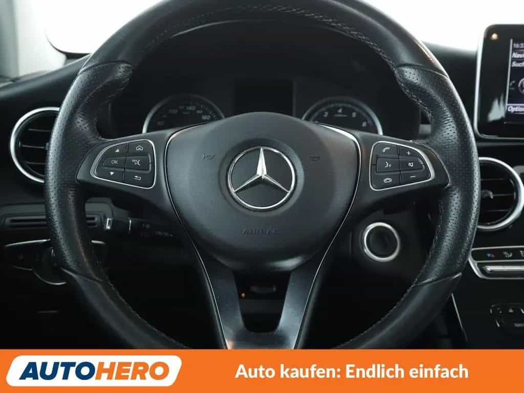Mercedes-Benz GLC 250 4Matic Aut.*NAVI*LED*TEMPO*PDC* 01/2018-photo-18