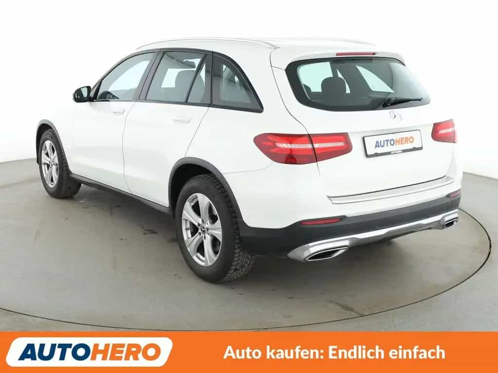 Mercedes-Benz GLC 250 4Matic Aut.*NAVI*LED*TEMPO*PDC* 01/2018-photo-3