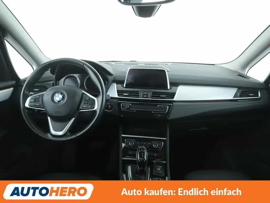 BMW 2 Series 220i Gran Tourer Sport Line Aut.*NAVI*LED*TEMPO* 01/2020-photo-11