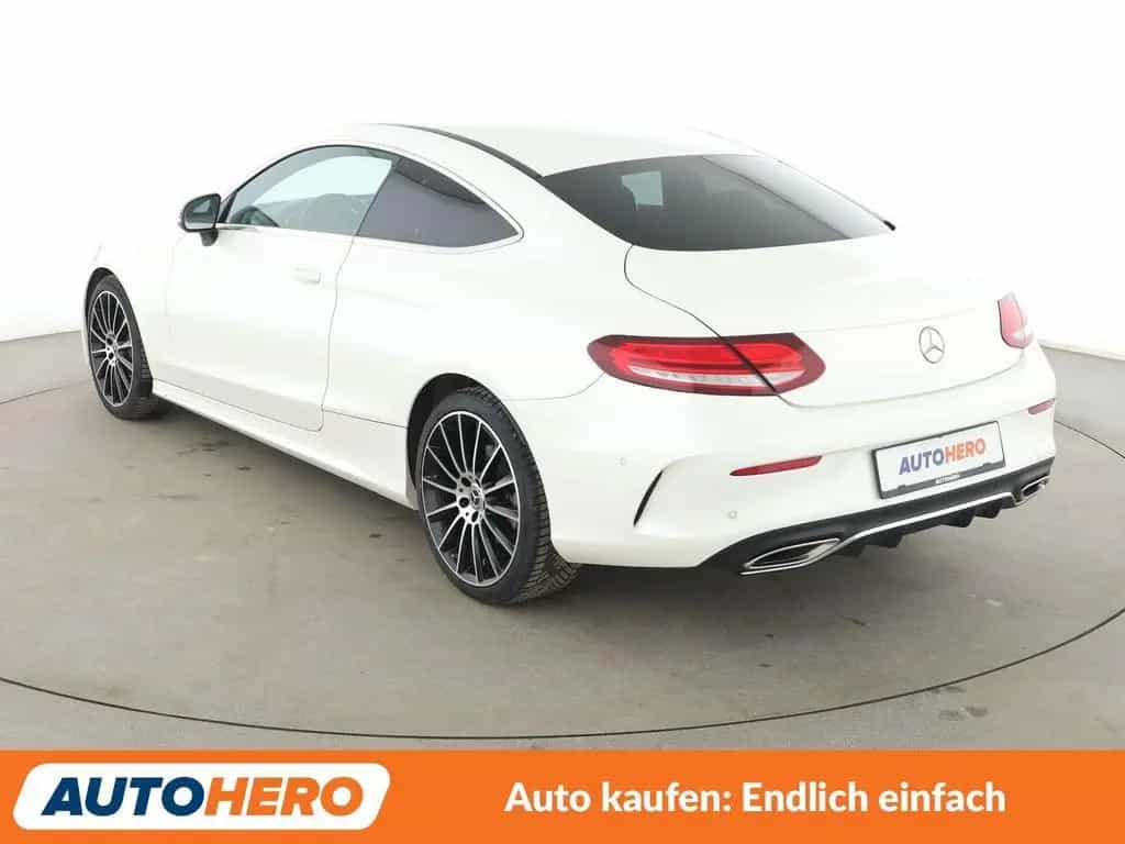 Mercedes-Benz C-Class 300 AMG Line Aut.*NAVI*LED*CAM*PDC*SHZ*TEMPO* 03/2019-photo-3