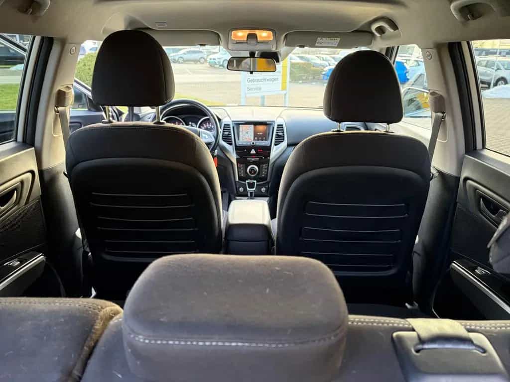 Ssangyong Tivoli 1.6 e-XGi 160 FORWARD 2WD 05/2019-photo-12
