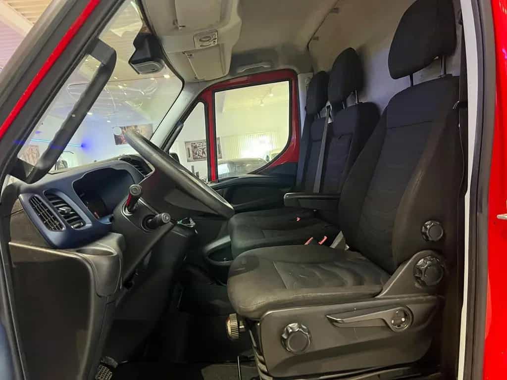 Iveco Daily 35S18 3,0Liter *Hoch+Lang*1.Hand*AHK=3.5T* 09/2017-photo-8