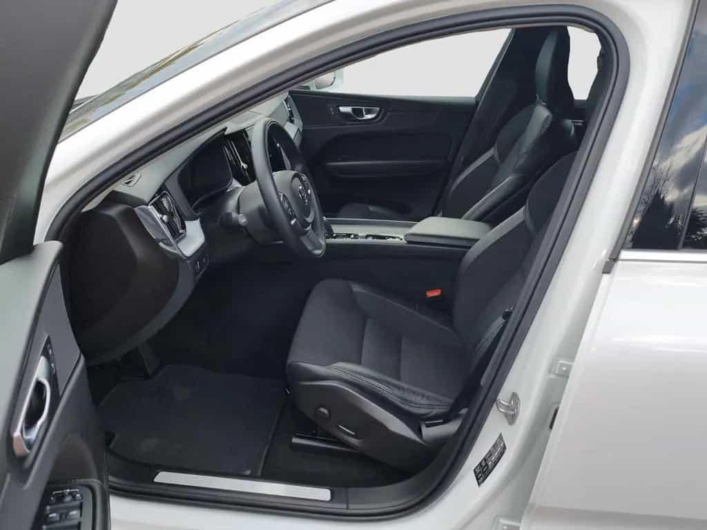 Volvo XC60 B4 Momentum Pro RFK*AHK*Blis 07/2021-photo-8