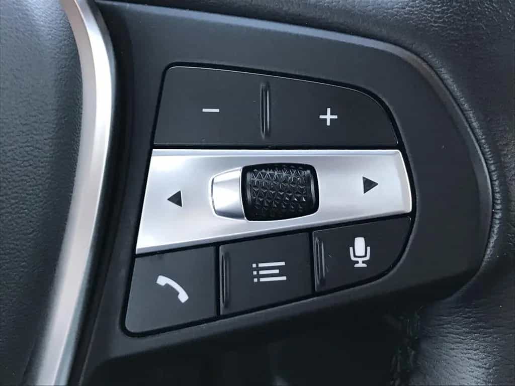BMW 118 i Advantage DAB LED WLAN Tempomat Shz PDC 06/2024-photo-12