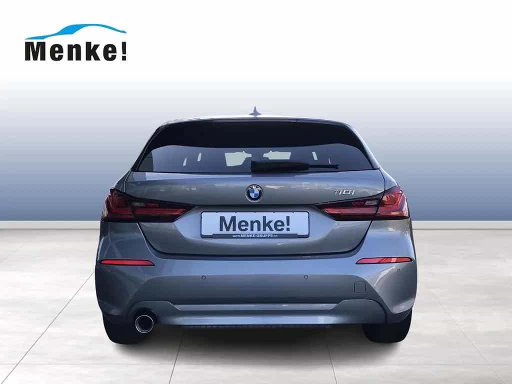 BMW 118 i Advantage DAB LED WLAN Tempomat Shz PDC 06/2024-photo-4