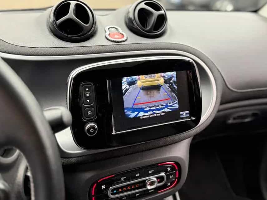 Smart ForTwo *BRABUS Xclusive*KAMERA*PANO*AMBIENTE*JBL* 07/2019-photo-11