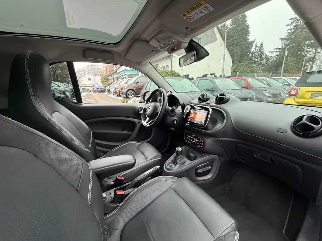Smart ForTwo *BRABUS Xclusive*KAMERA*PANO*AMBIENTE*JBL* 07/2019-photo-14
