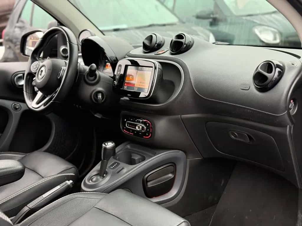 Smart ForTwo *BRABUS Xclusive*KAMERA*PANO*AMBIENTE*JBL* 07/2019-photo-17