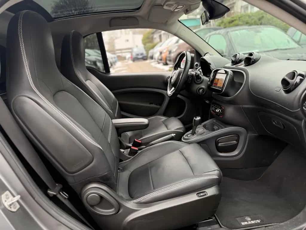 Smart ForTwo *BRABUS Xclusive*KAMERA*PANO*AMBIENTE*JBL* 07/2019-photo-18