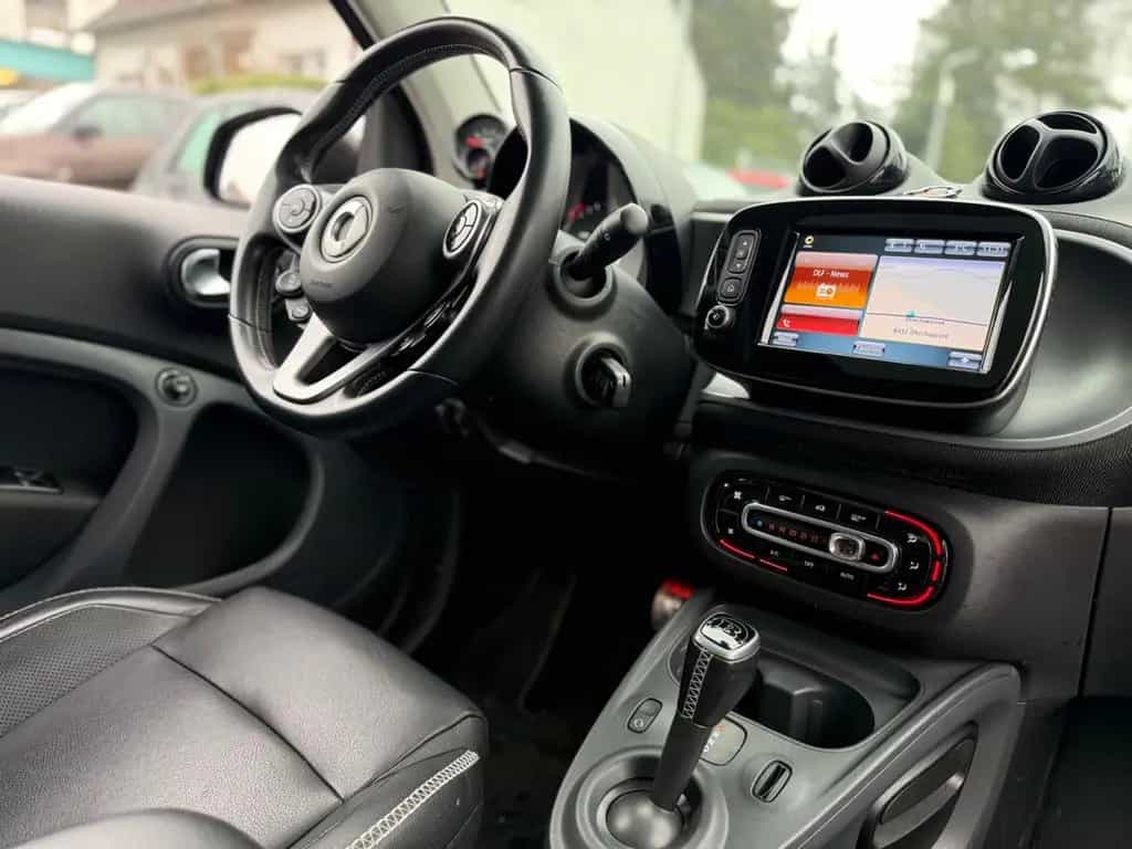 Smart ForTwo *BRABUS Xclusive*KAMERA*PANO*AMBIENTE*JBL* 07/2019-photo-19