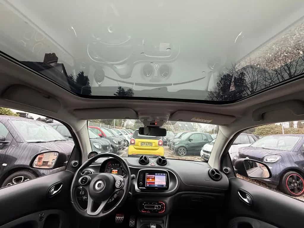 Smart ForTwo *BRABUS Xclusive*KAMERA*PANO*AMBIENTE*JBL* 07/2019-photo-22