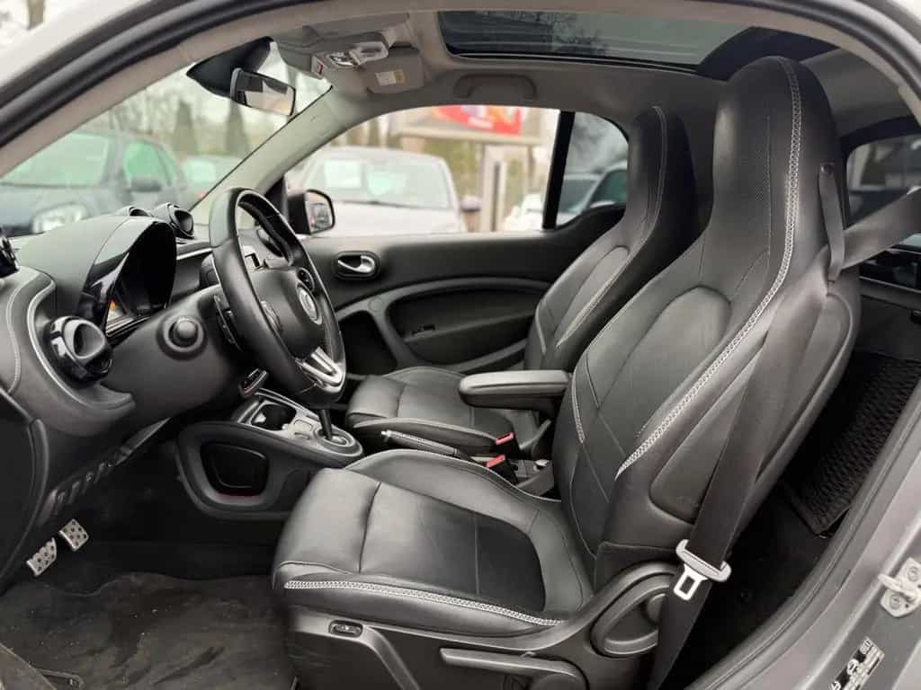 Smart ForTwo *BRABUS Xclusive*KAMERA*PANO*AMBIENTE*JBL* 07/2019-photo-33