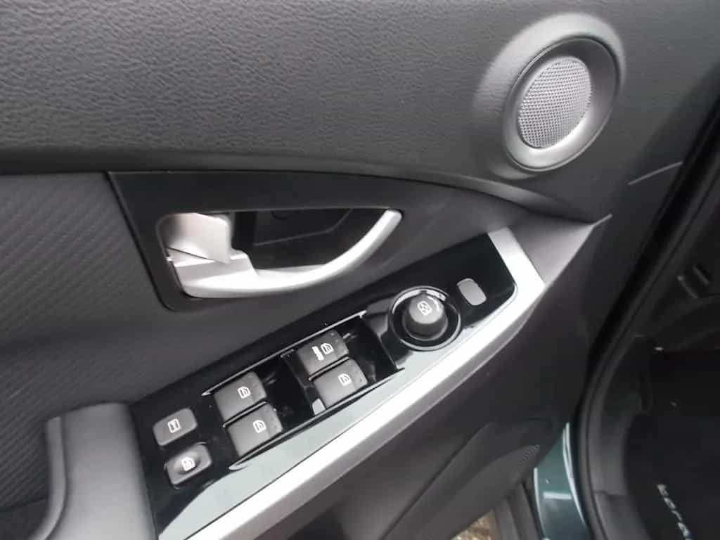 Ssangyong Korando Quartz 4x2, AHK Navi Kamera, zus.Alu WR 01/2019-photo-17