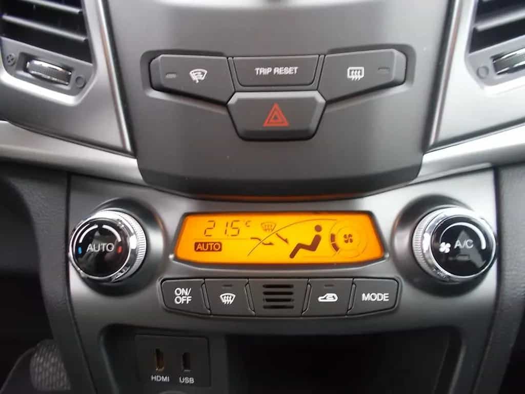 Ssangyong Korando Quartz 4x2, AHK Navi Kamera, zus.Alu WR 01/2019-photo-27
