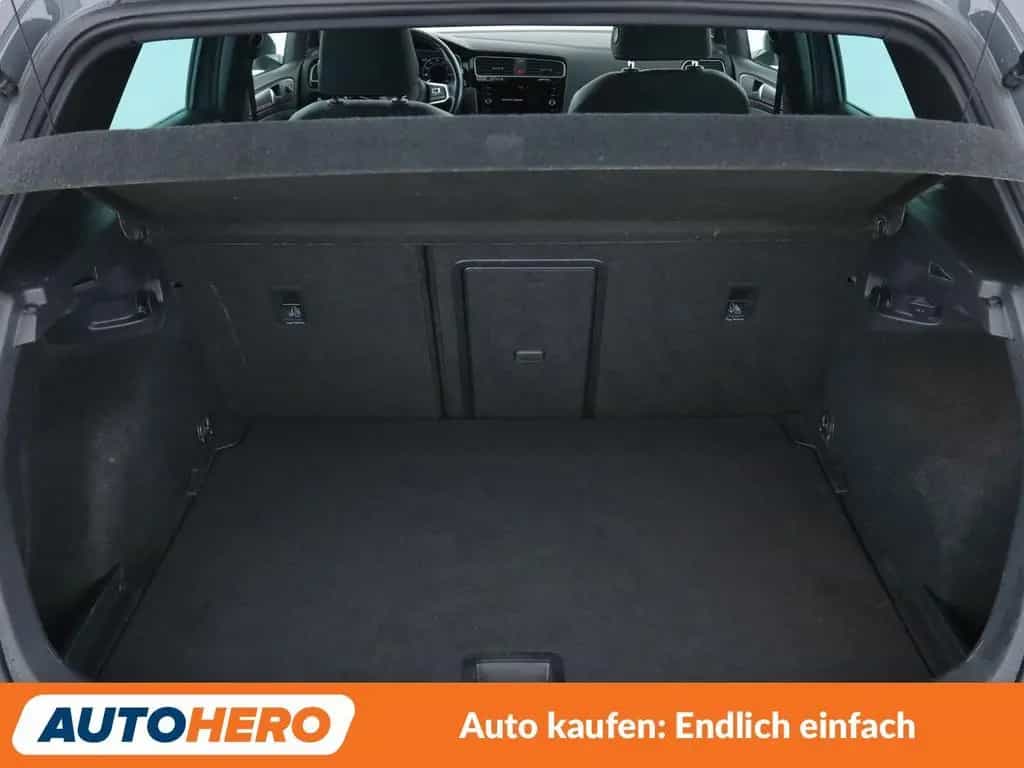 Volkswagen Golf VII 2.0 TSI GTI TCR Aut.*LED*ACC*CAM*PDC* 07/2019-photo-17