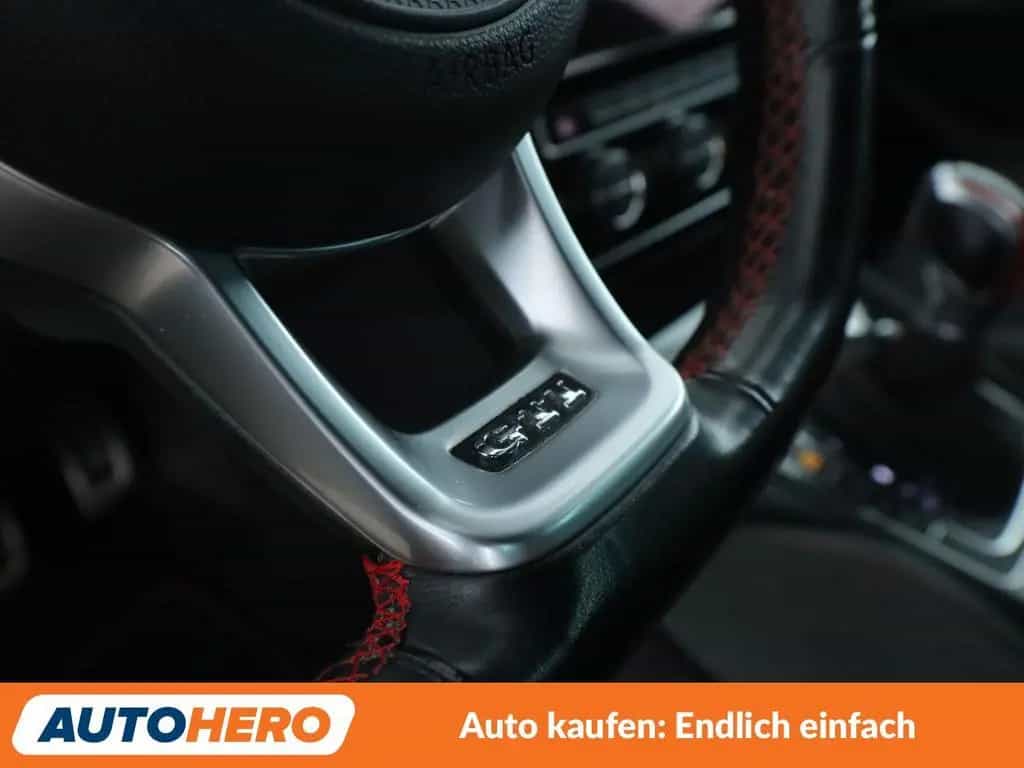 Volkswagen Golf VII 2.0 TSI GTI TCR Aut.*LED*ACC*CAM*PDC* 07/2019-photo-37