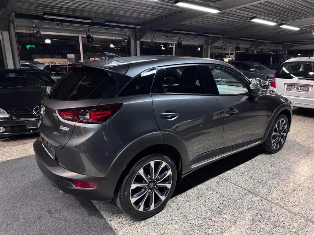 Mazda CX-3 Sports-Line*AUTOM*ACC*BOSE*KAMERA*MATRIX* 09/2018-photo-9