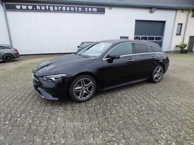 Mercedes-Benz CLA 180 Shooting Brake AMG Premium Leder Sound 07/2024-photo-1