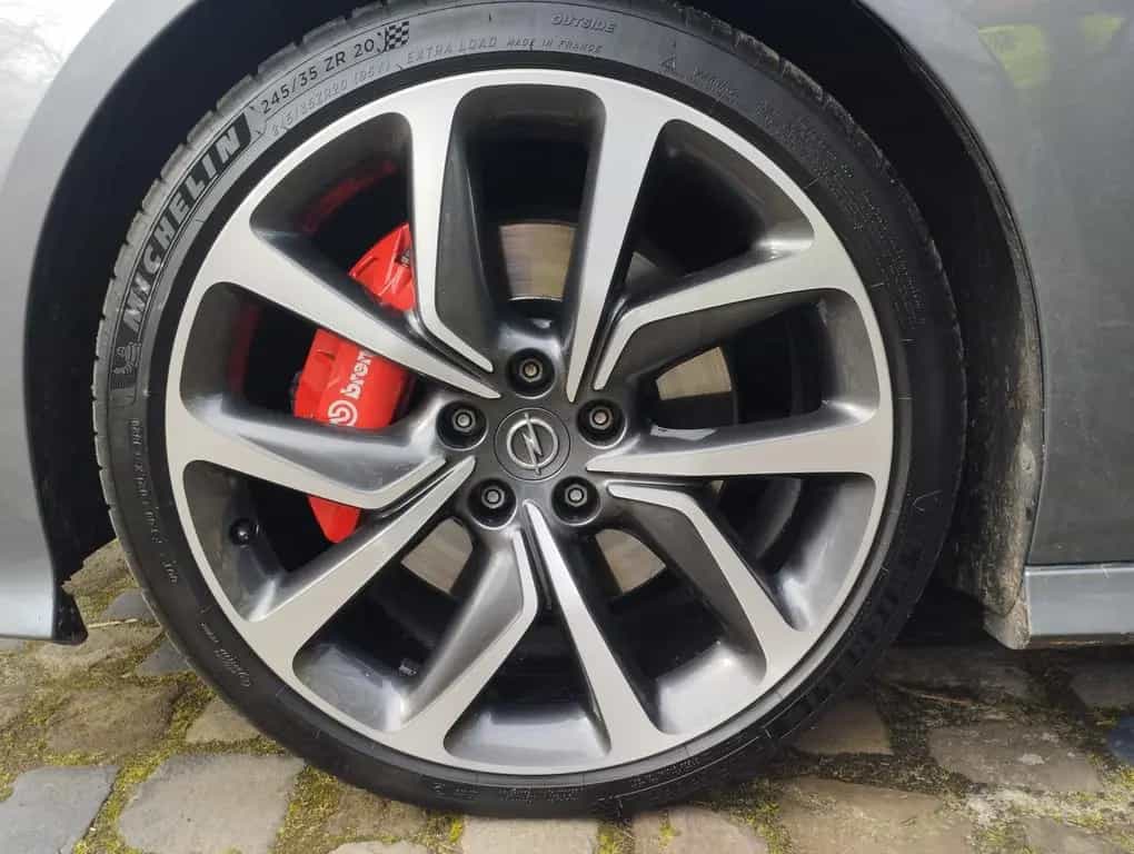 Opel Insignia GSi 4x4 LED*AHK*NAVI* top gepflegt* 12/2020-photo-12