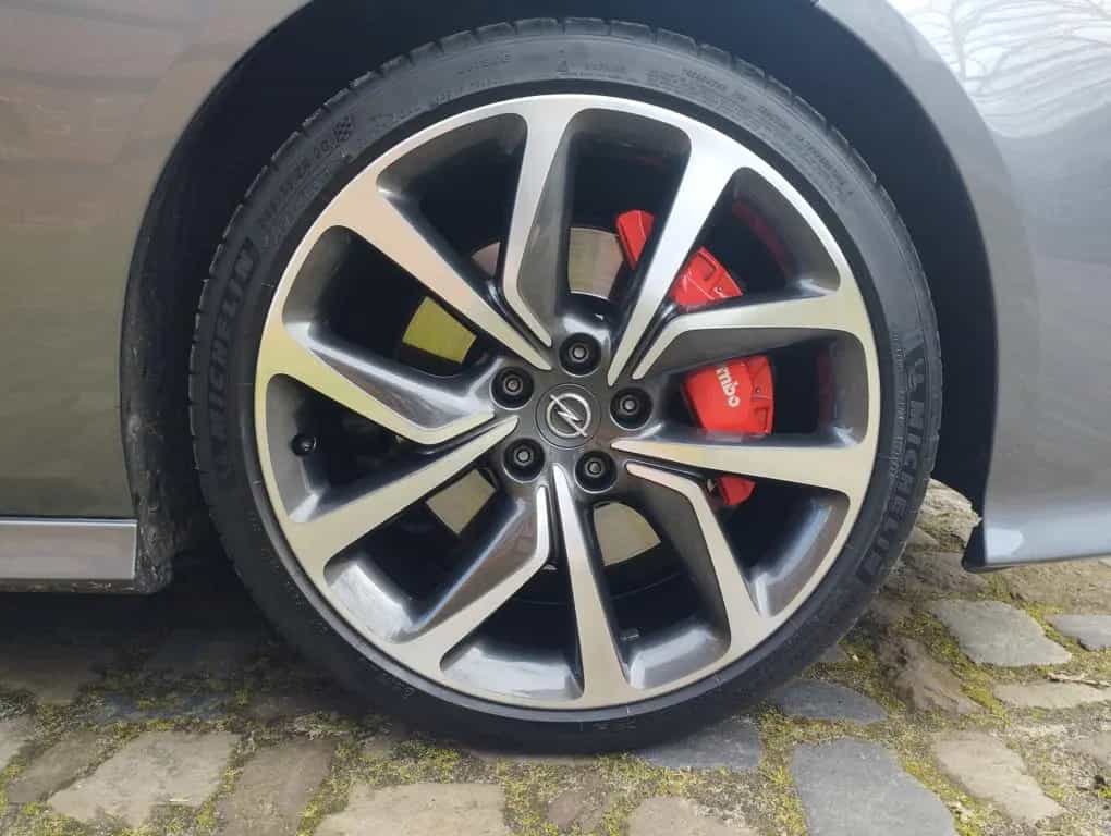 Opel Insignia GSi 4x4 LED*AHK*NAVI* top gepflegt* 12/2020-photo-15