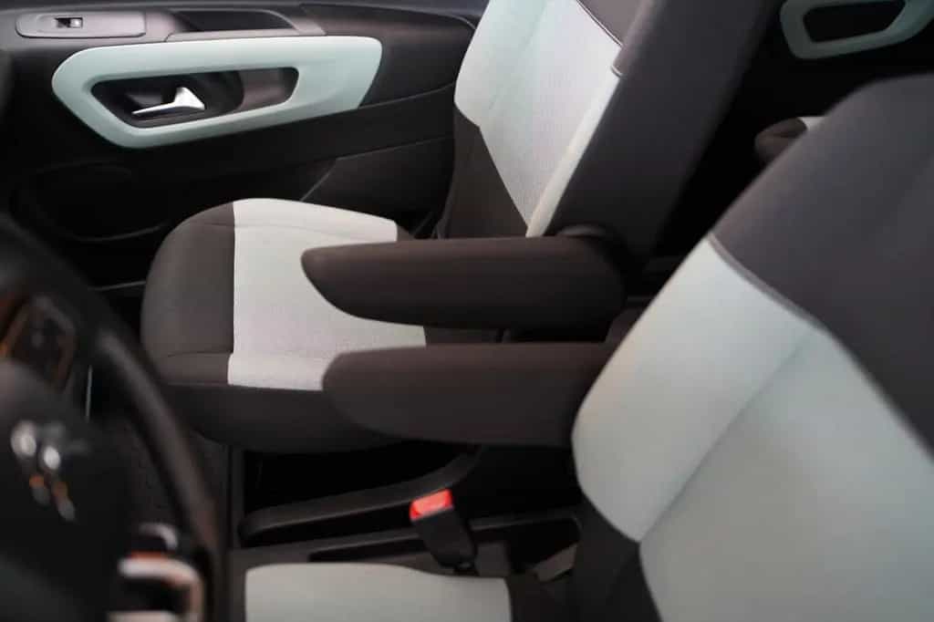 Citroën Berlingo M PureTech 130 EAT8 Feel Automatik AHK 04/2021-photo-15