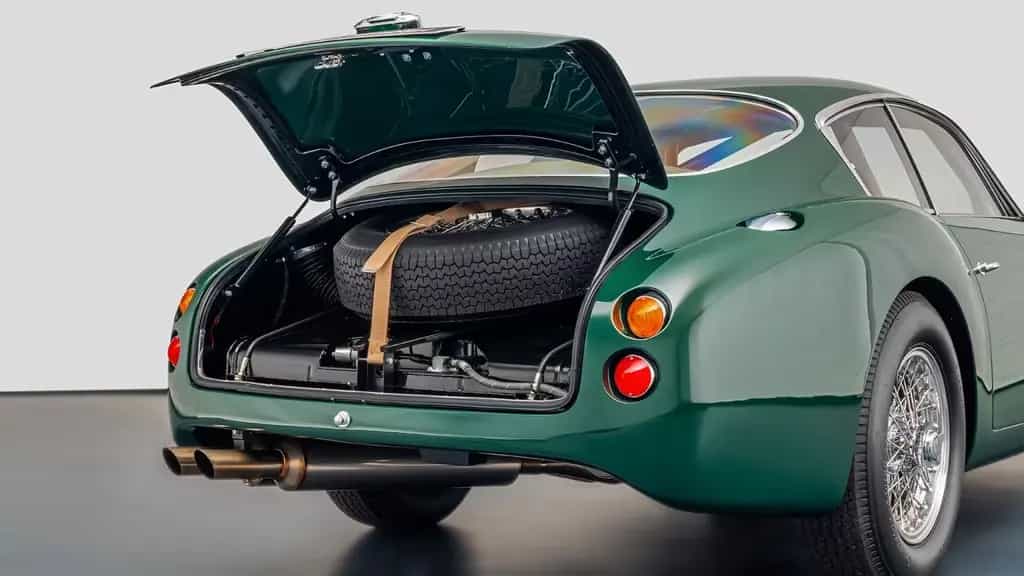 Aston Martin DB 4 GT Zagato Continuation 10/2019-photo-12
