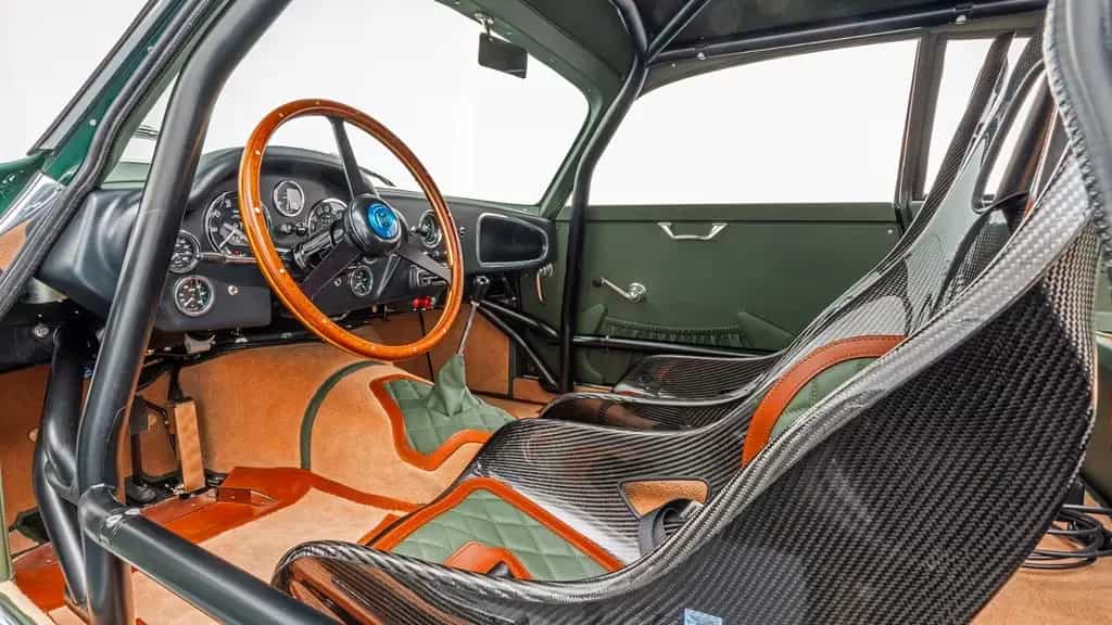 Aston Martin DB 4 GT Zagato Continuation 10/2019-photo-16