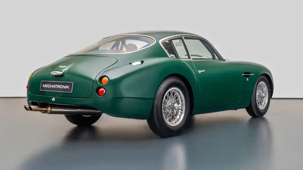 Aston Martin DB 4 GT Zagato Continuation 10/2019-photo-3