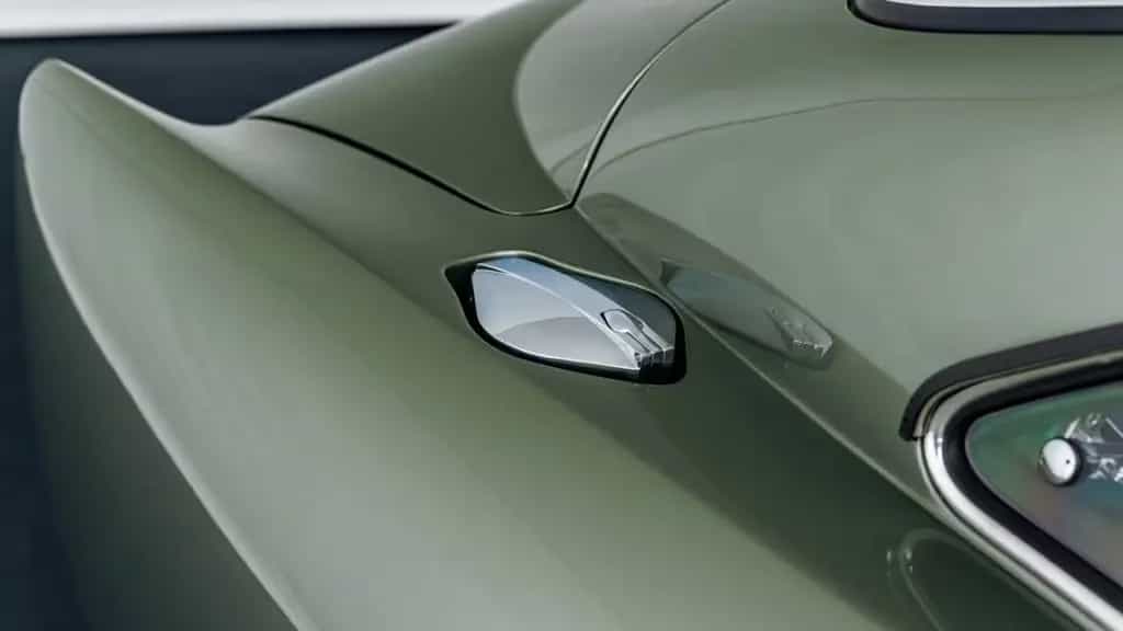 Aston Martin DB 4 GT Continuation 07/2018-photo-13