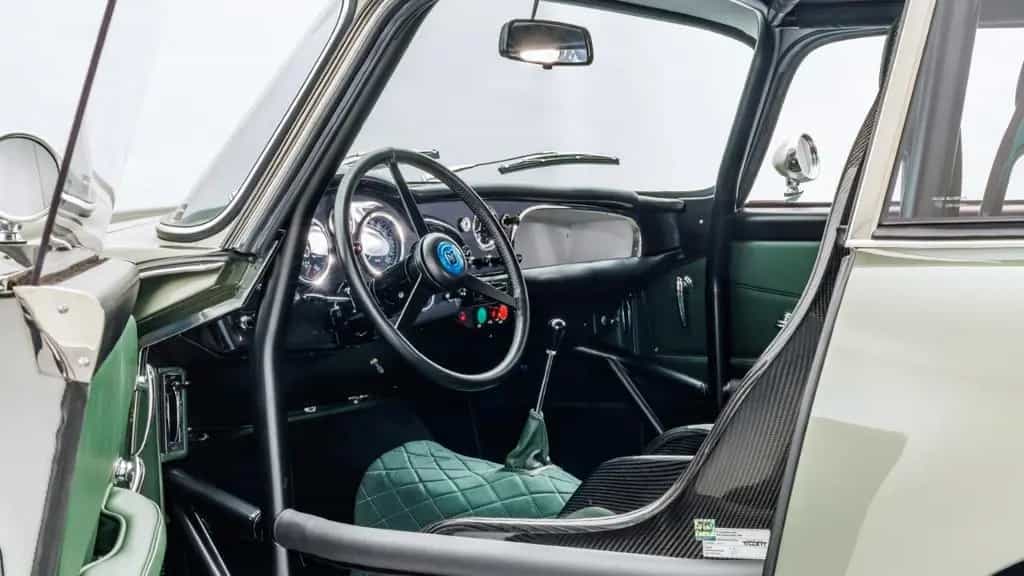 Aston Martin DB 4 GT Continuation 07/2018-photo-19