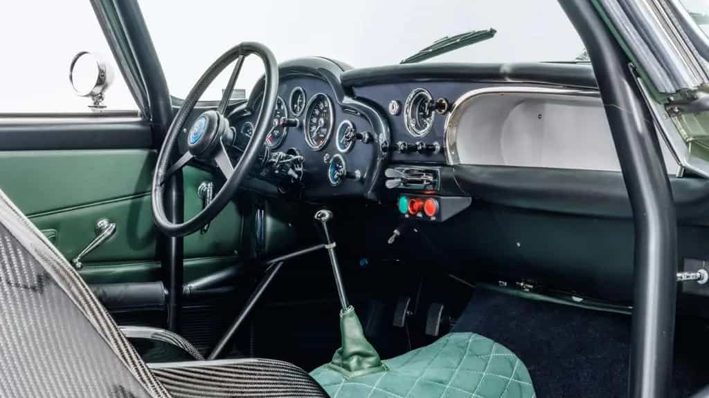 Aston Martin DB 4 GT Continuation 07/2018-photo-22