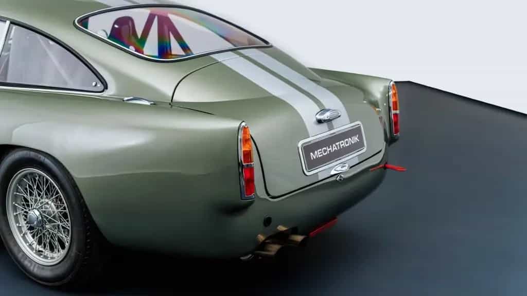 Aston Martin DB 4 GT Continuation 07/2018-photo-7