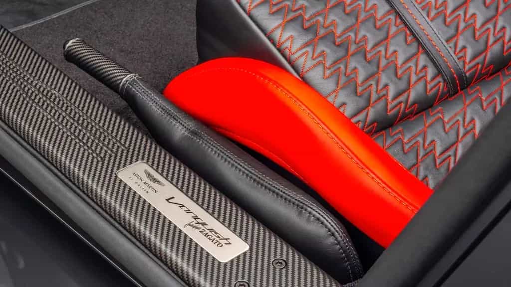 Aston Martin Vanquish Zagato Speedster 08/2018-photo-20
