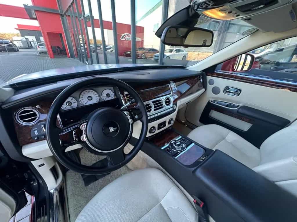 Rolls-Royce Ghost NIGHT, MASSAGE, FULL 10/2010-photo-12
