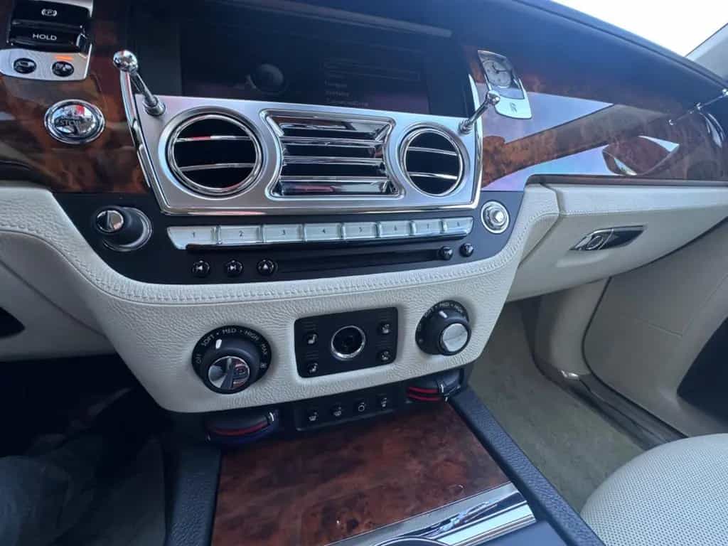 Rolls-Royce Ghost NIGHT, MASSAGE, FULL 10/2010-photo-13