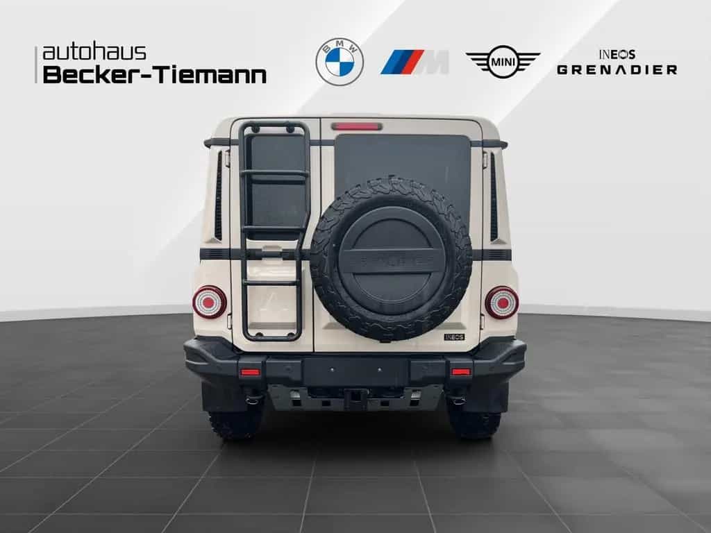 INEOS Grenadier Station Wagon Trialmaster Edition Safa null-photo-4