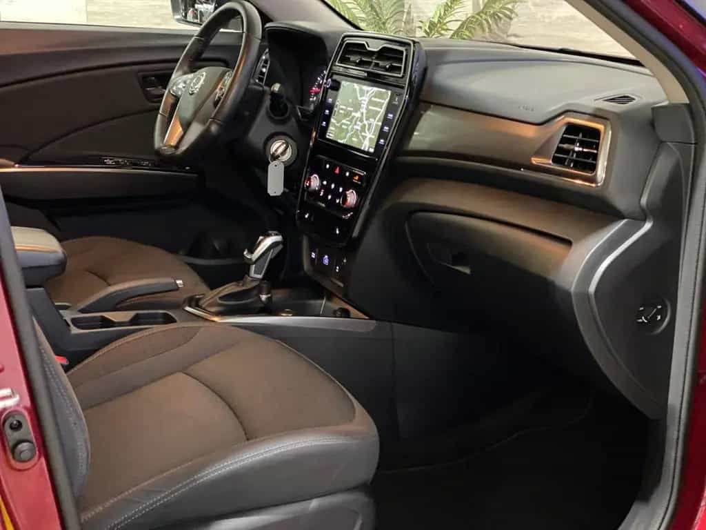 Ssangyong Tivoli 1.5 T-GDi Quartz+AT+SZH+SPUR+KAM+NAVI 10/2019-photo-18