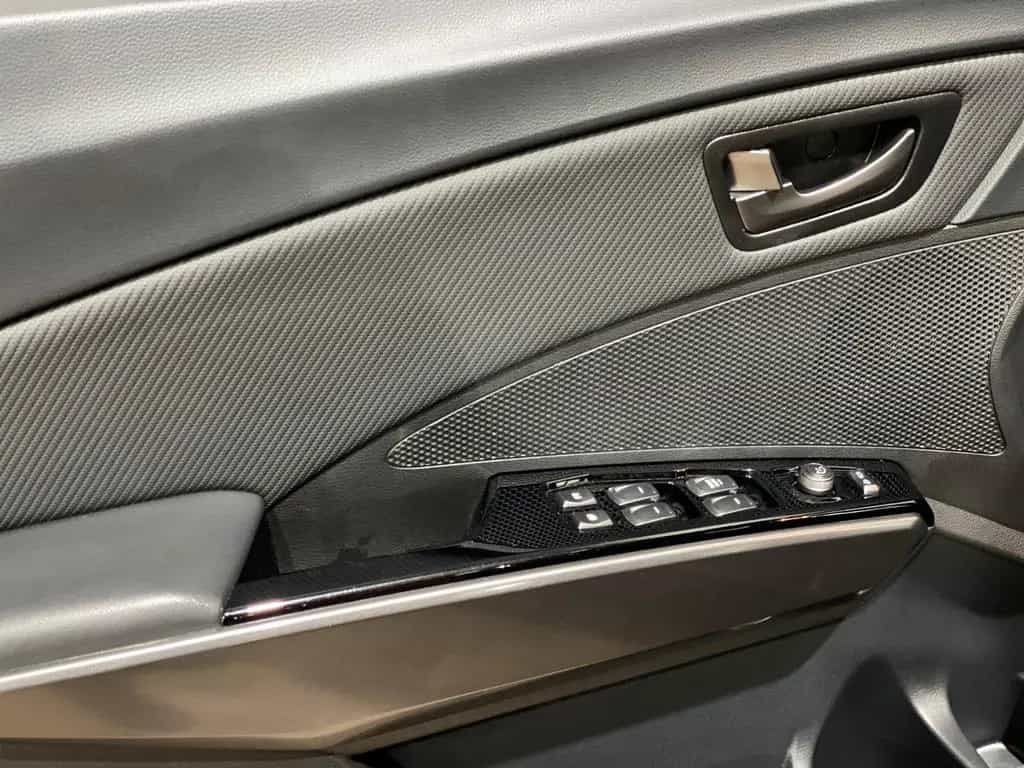 Ssangyong Tivoli 1.5 T-GDi Quartz+AT+SZH+SPUR+KAM+NAVI 10/2019-photo-34