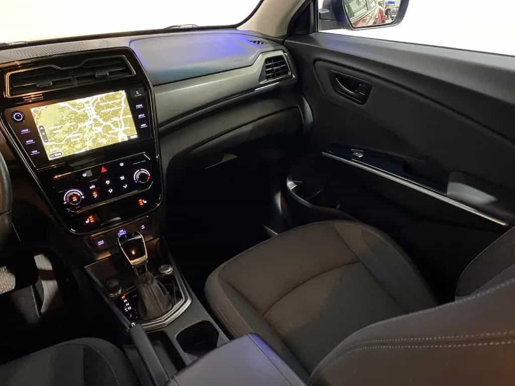 Ssangyong Tivoli 1.5 T-GDi Quartz+AT+SZH+SPUR+KAM+NAVI 10/2019-photo-38