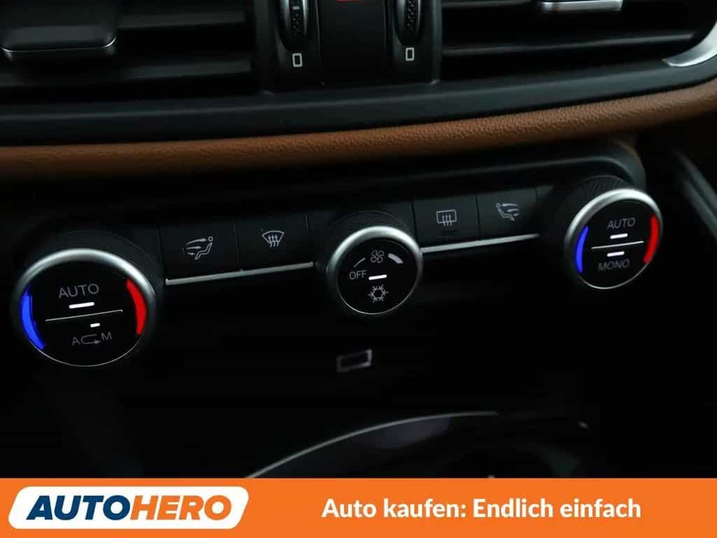 Alfa Romeo Giulia 2.2 JTDM Super Aut.*NAVI*TEMPO*CAM*PDC* 08/2016-photo-22