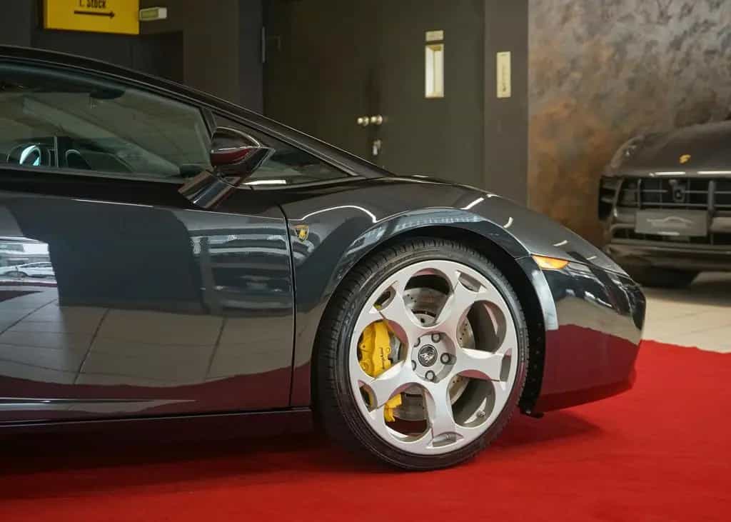 Lamborghini Gallardo BRD Fzg. 2.HAND 5.0 v10 schwarz Nero 09/2004-photo-12