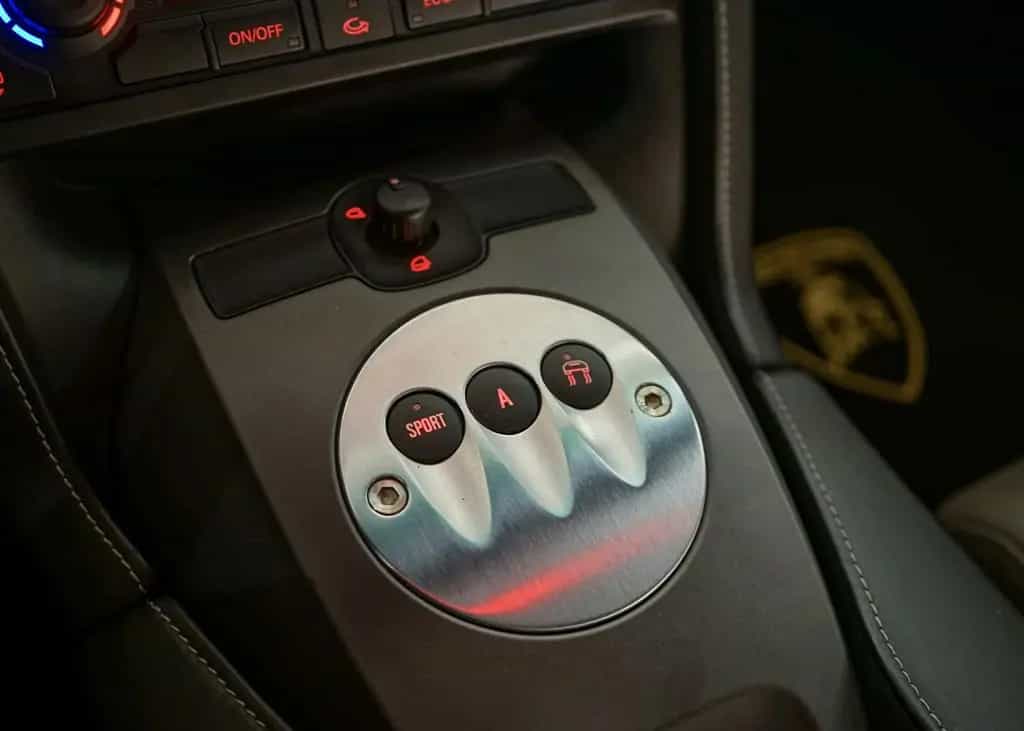 Lamborghini Gallardo BRD Fzg. 2.HAND 5.0 v10 schwarz Nero 09/2004-photo-29