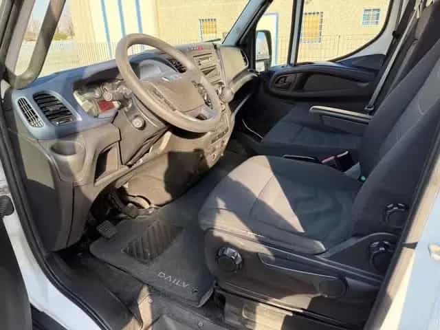 Iveco Daily Daily 35C14SV BTor 2.3HPT PM-TN-RG- BOX CO 10/2018-photo-8