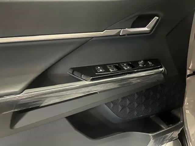 KGM Torres 1.5 T-GDI PLATINUM AUTOMATIQUE 11/2025-photo-7